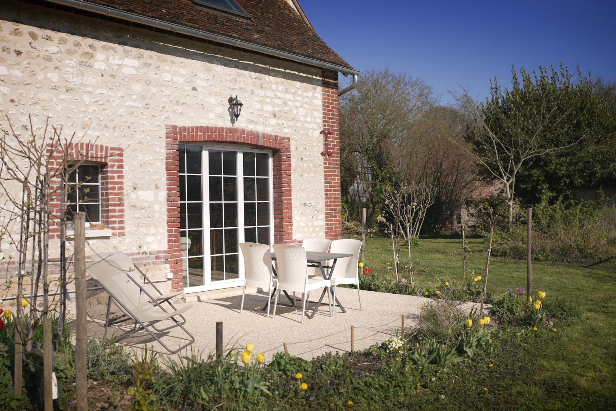 Les Jardins De Felicie Villa Poses Exteriör bild